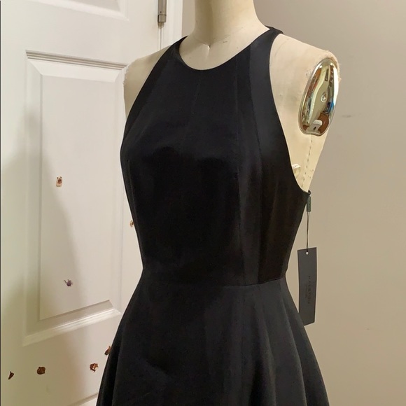 Halston Heritage Black Forest Flute Gown - Picture 4 of 5